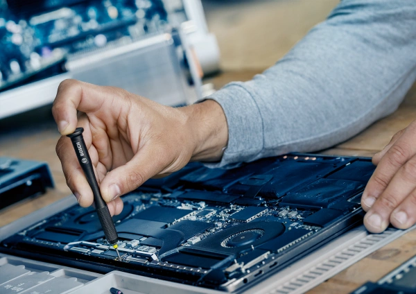 Precision Screwdriver Bit Set 53.0 x 109.0 x 167.0 28 mm Precision Screwdriver Bit:PH000; PH00; PH0; T2; T3; T4; T5; T6; T8H; H1.5; H2; SL1.5; SL2; SL2.5; Y1; U2.6; ☆0.8; ☆1.2; △2; △2.3.25 mm Insert Screwdriver Bit:PH1; PH2; PH3; PZ1; PZ2; T10H; T