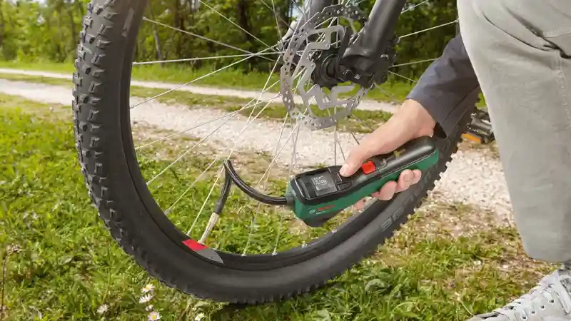 Air Pump EasyPump 3.6V Bosch 