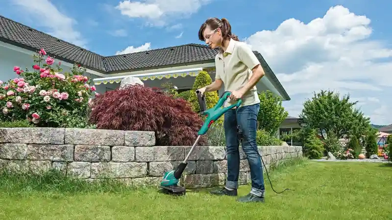 Lawn Edge Trimmer ART 30 Bosch