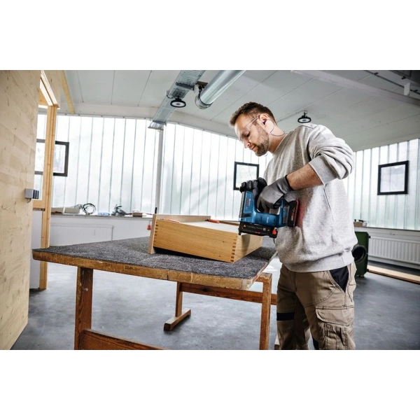 GNH 18V-35 Professional Bosch 